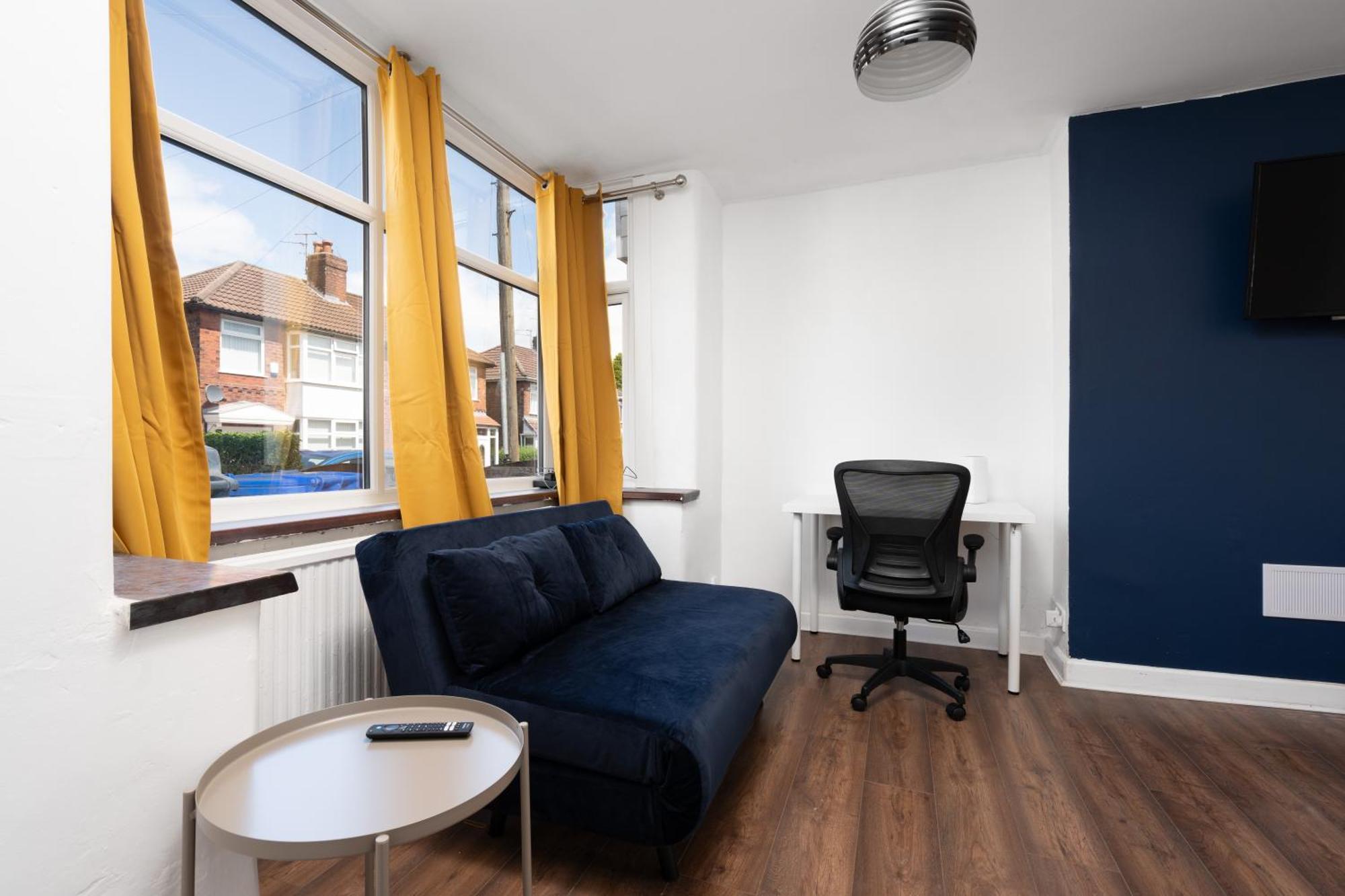 מנצ'סטר Comfy 3Br Home - Pool Table - Games - Sleeps 8 מראה חיצוני תמונה